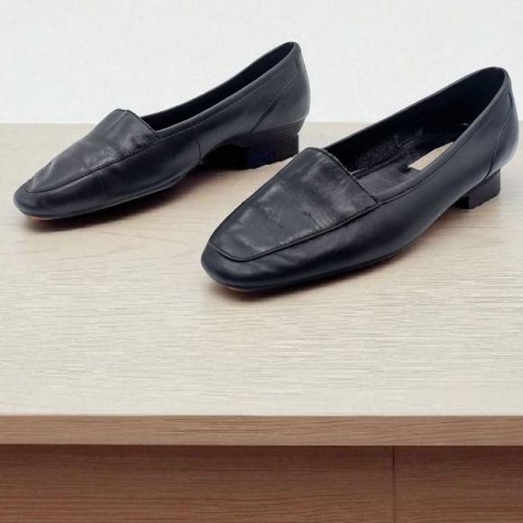 Vintage Partners Sz 5.5 Black Loafers for Women 1980s - Picture 1 of 8